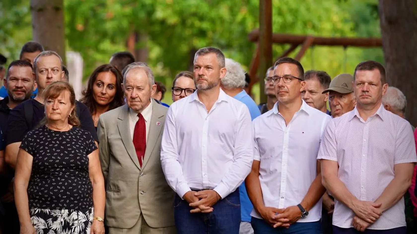 O pelletone politici z Hlasu informujú na sociálnych sieťach.