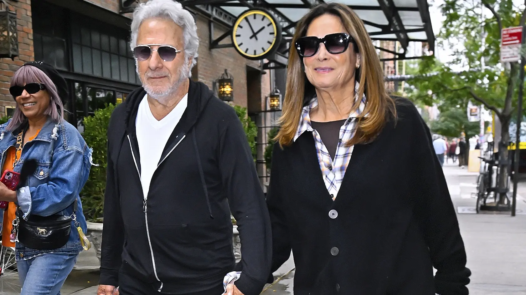 Dustin Hoffman s manželkou.