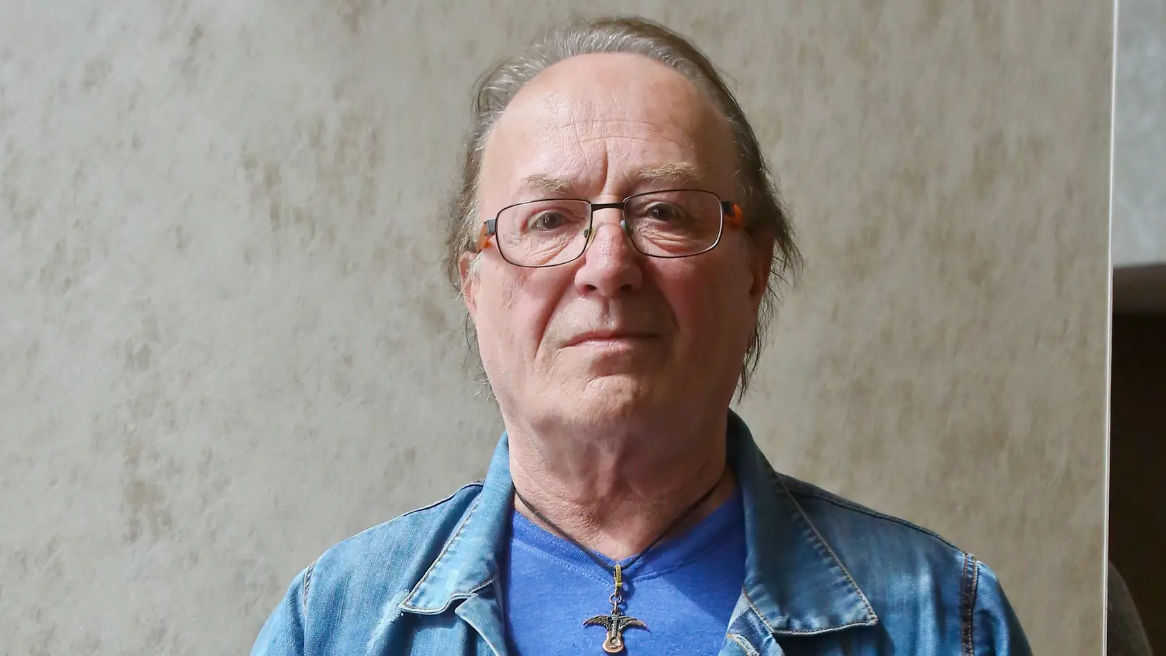 Na snimke Petr Janda pocas tlacovej konferencie k hudobnemu projektu Lyra 50.