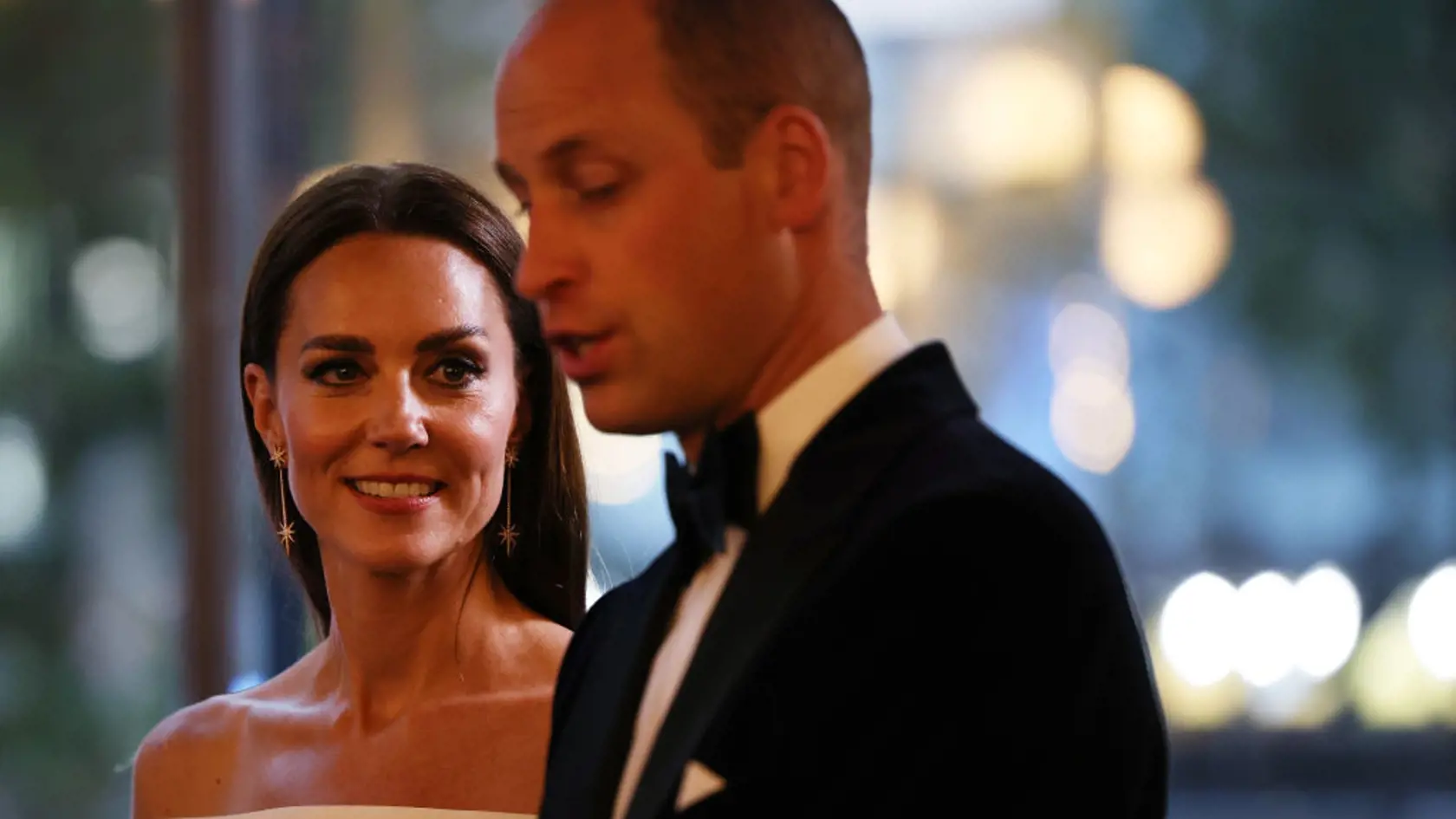 Kate a William na premietaní filmu "Top Gun: Maverick".