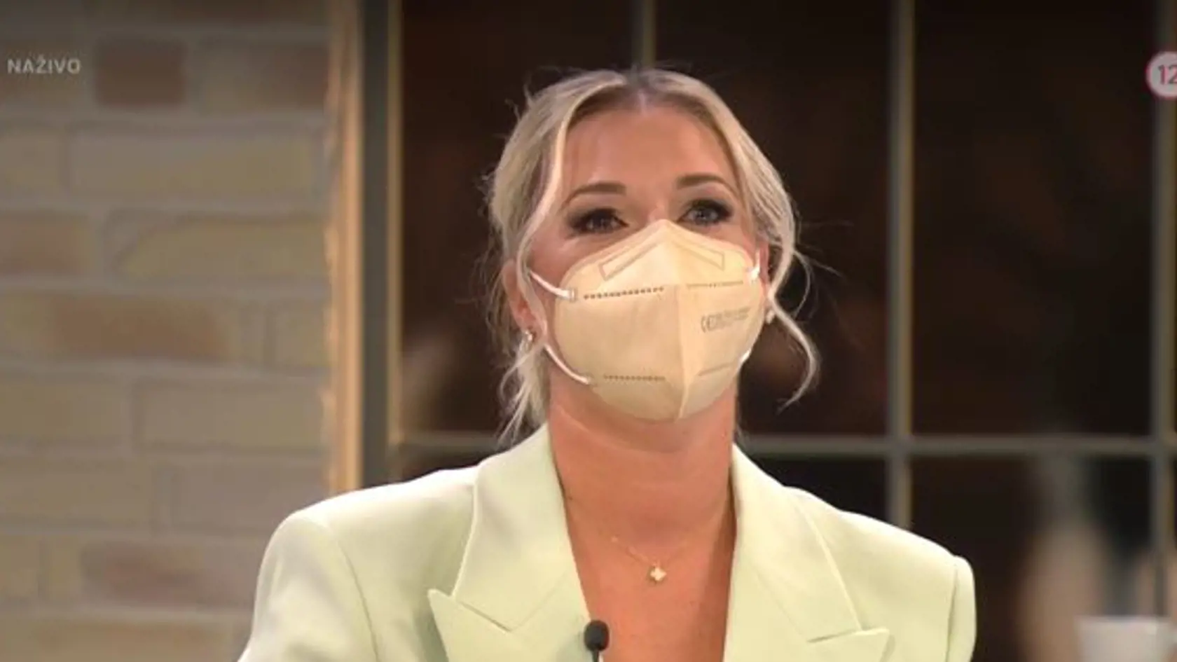 Cibulková prijala pozvanie do relácie Silná zostava, ktorú moderuje Veronika Cifrová Ostrihoňová. V závere sa takmer neudržala.
