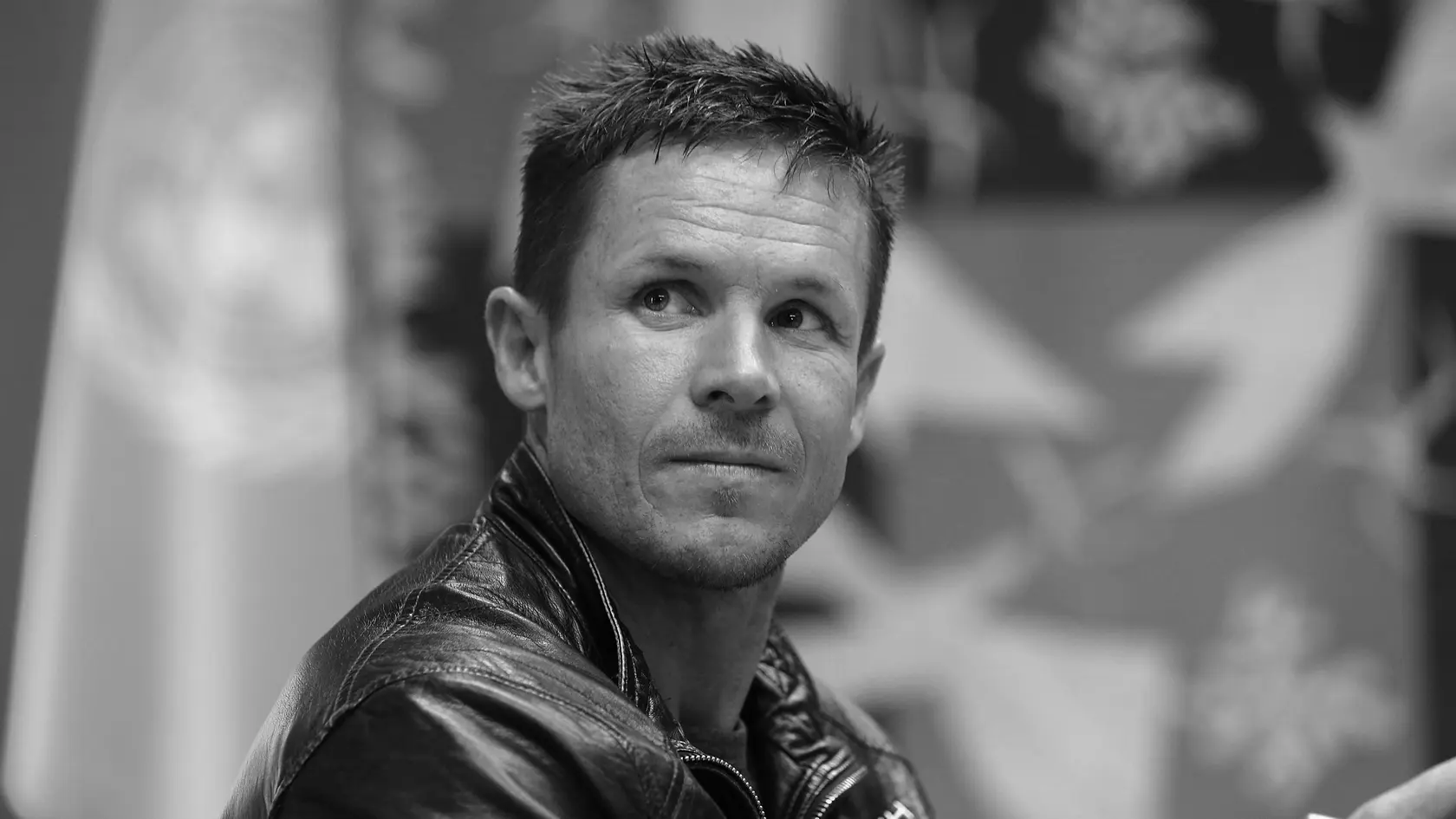 Rakúsky extrémny rekordman Felix Baumgartner zomrel v Taliansku pri nehode paraglidingu.