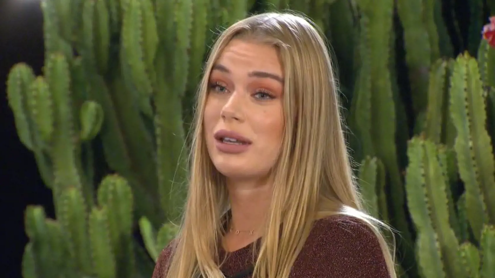 Viviane v šou Love Island.