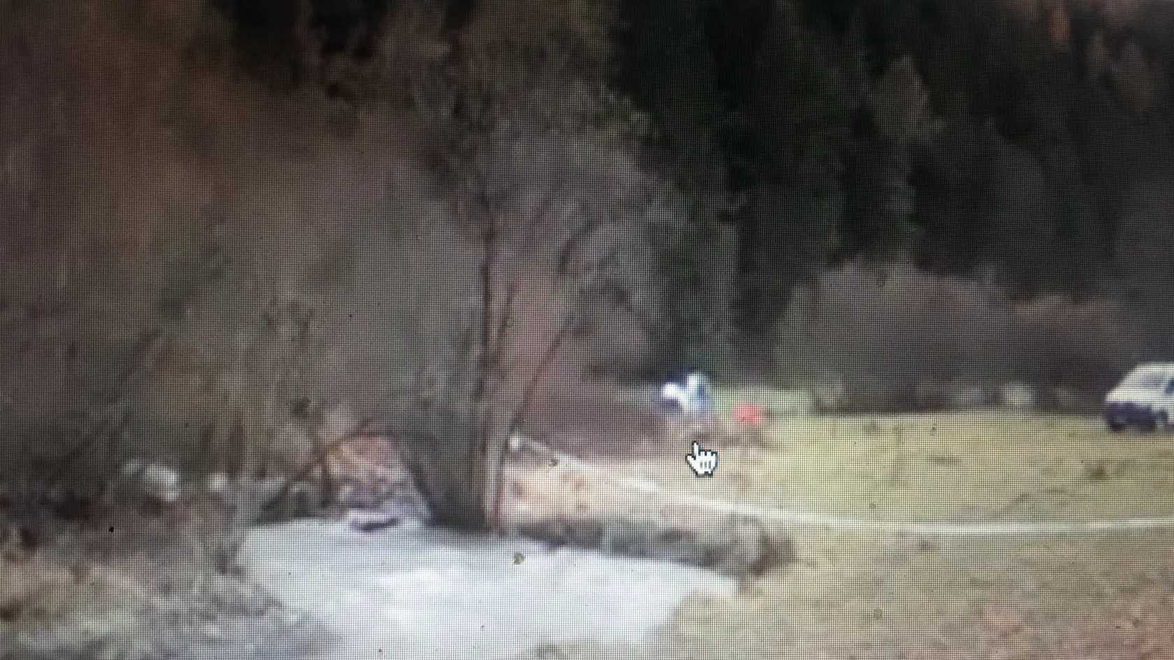 Polícia miesto činu niekoľko hodín prehľadávala.