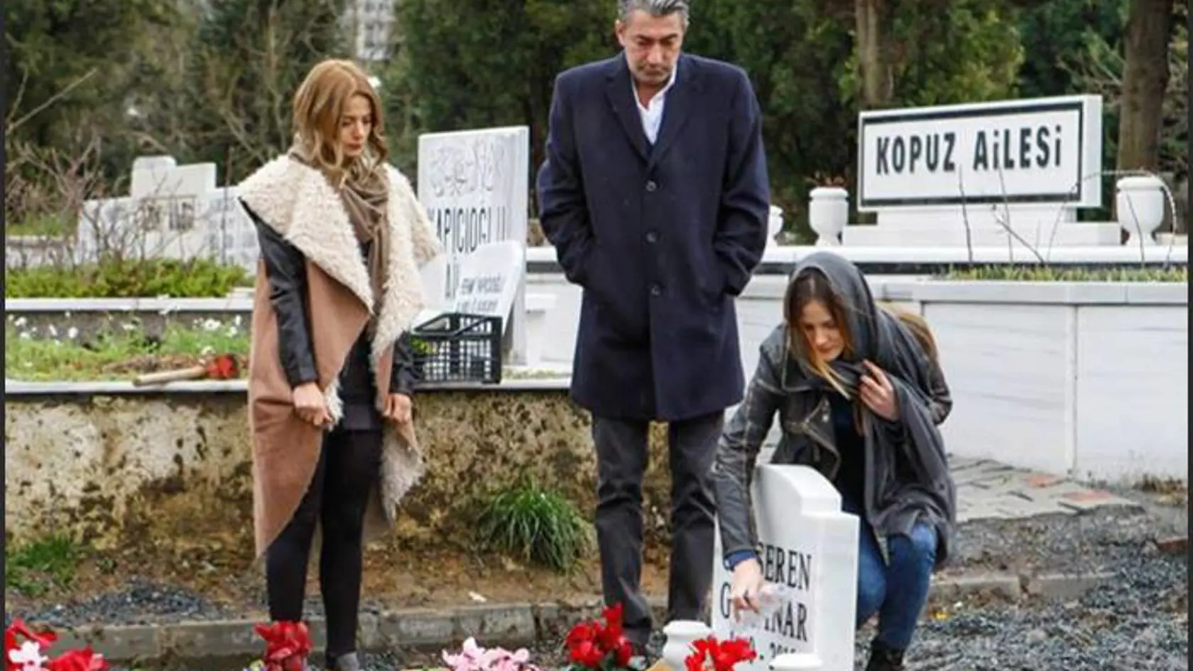 Úspešný turecký seriál VYMENENÉ ŽIVOTY je späť na stanici DOMA. Príbeh o dvoch rodinách, ktorých životy spojí zámena detí v pôrodnici, si vás zaručene znova podmaní.