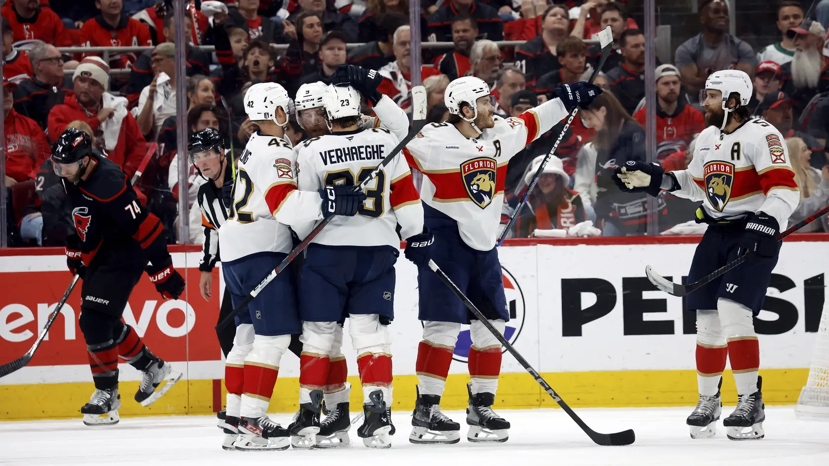 Radosť hráčov tímu Florida Panthers