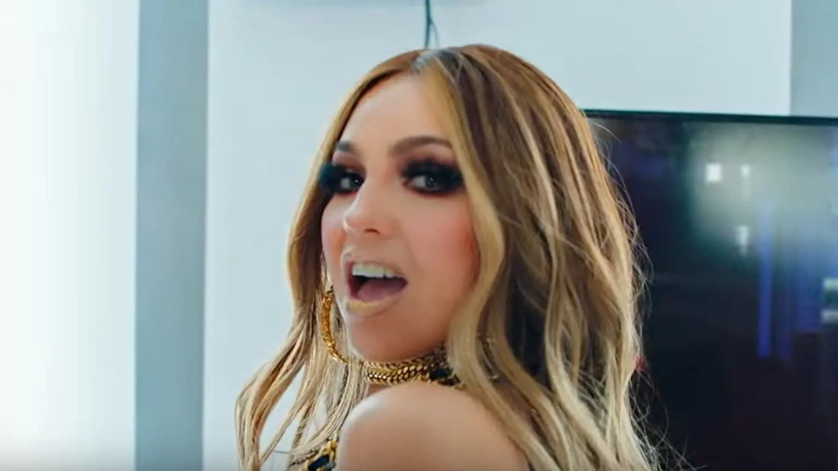 Thalía v novom videoklipe.