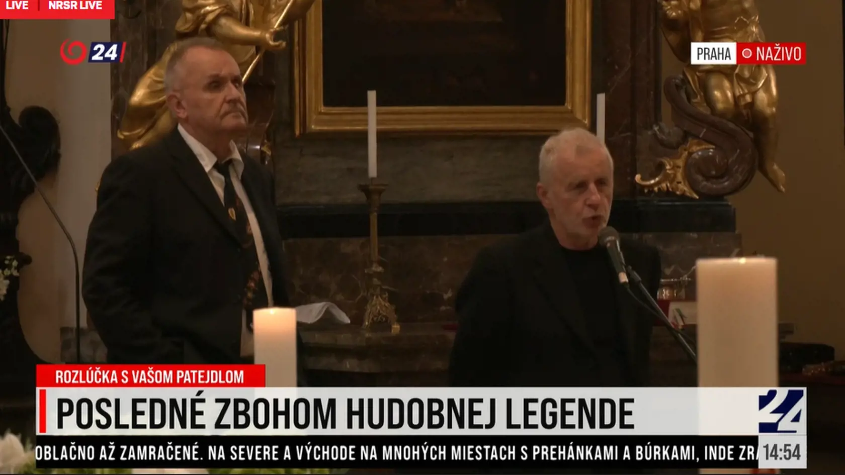 Smútočnú reč mali následne Elánisti Ján Baláž a Jožo Ráž.
