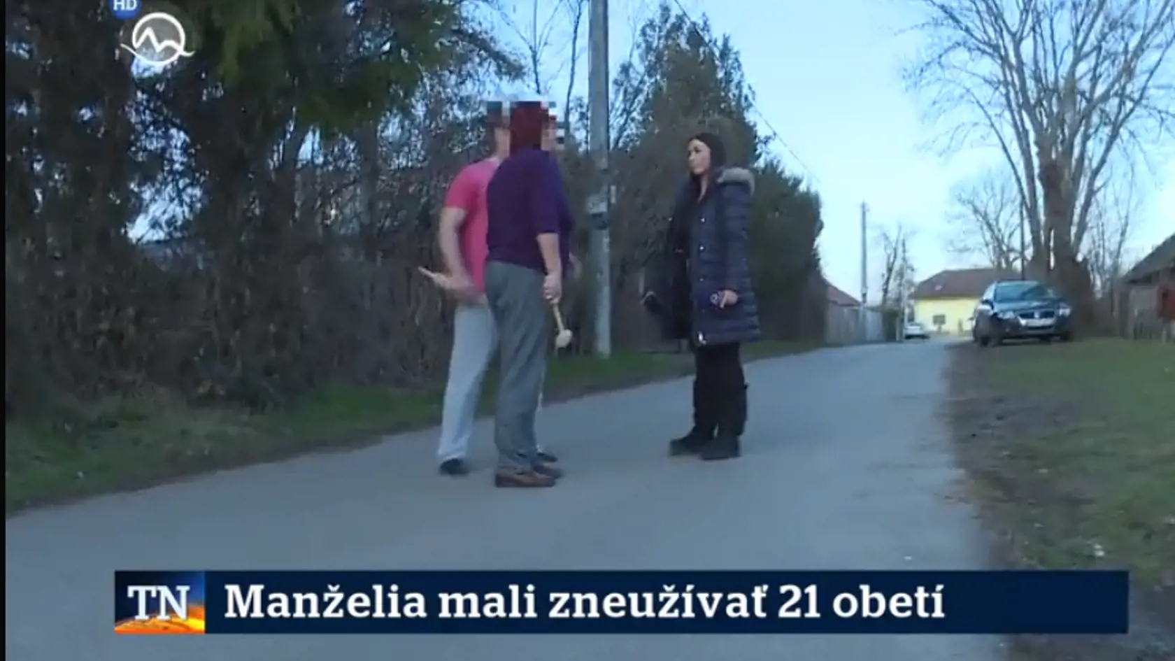 Mama obvineného muža zaútočila na Kristínu Kövešovú tĺčikom a vyhrážala sa jej, že jej rozbije hlavu.