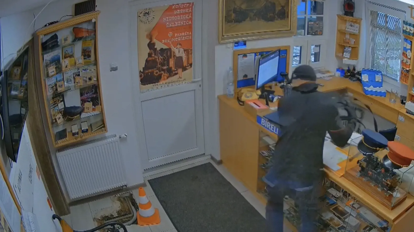 Za posledný mesiac sa však druhýkrát stala Detská železnica objektom zlodejov.