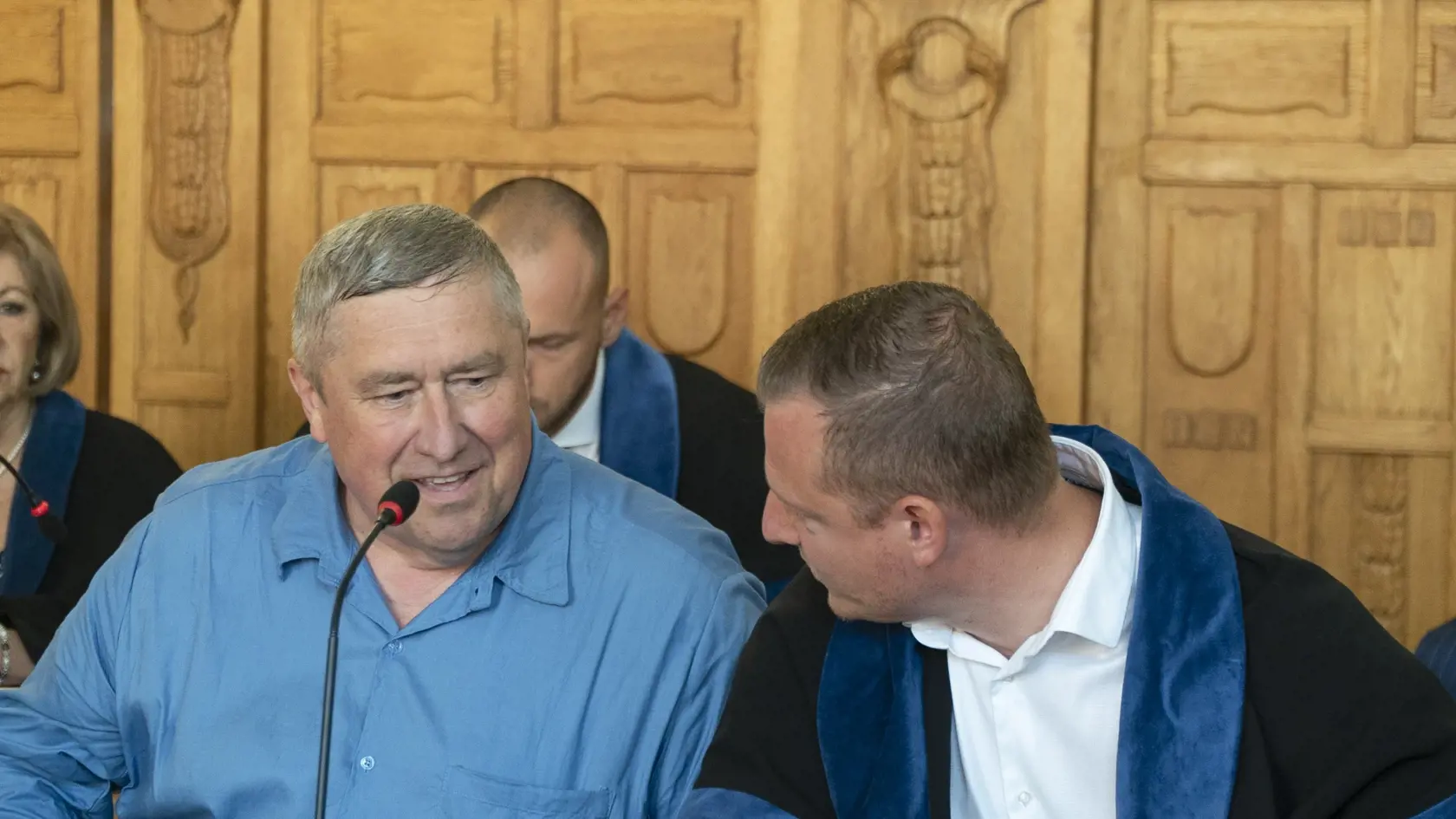Dušan Kováčik na lavici obžalovaných v prípade prijatia úplatku vo výške 50-tisíc eur dňa 8. septembra 2022.
