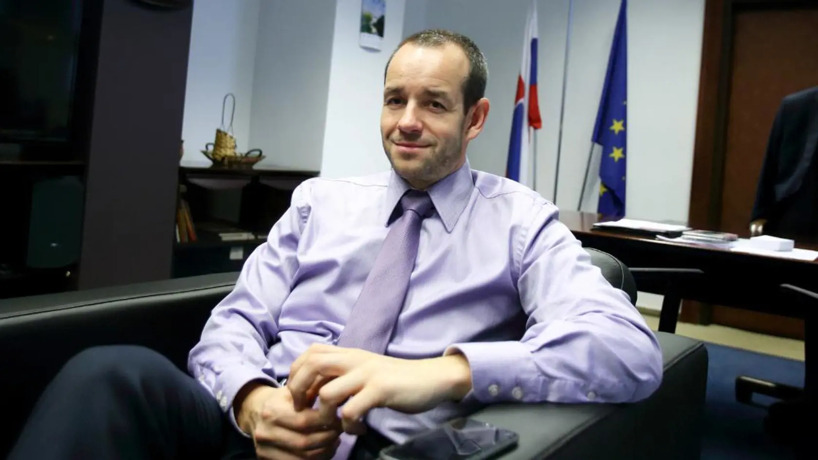 Viktor Stromček nečakane opustil stranu Smer.