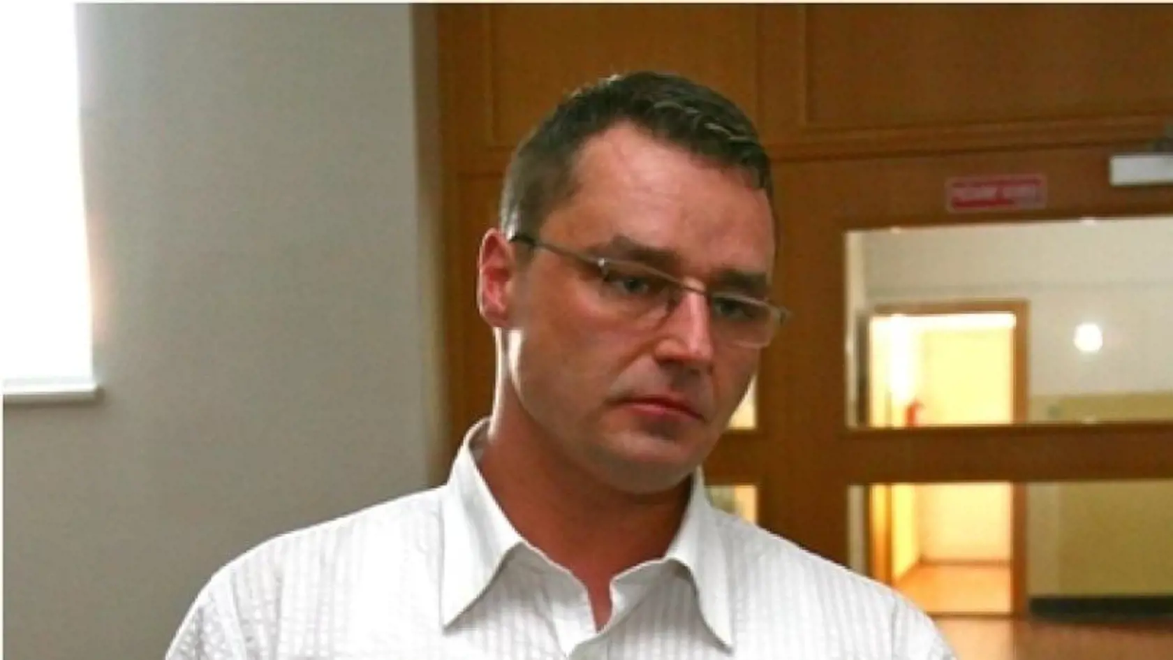 Slavomír Surový si odpykáva 15-ročný trest za pokus o vraždu Jozefa Holuba.