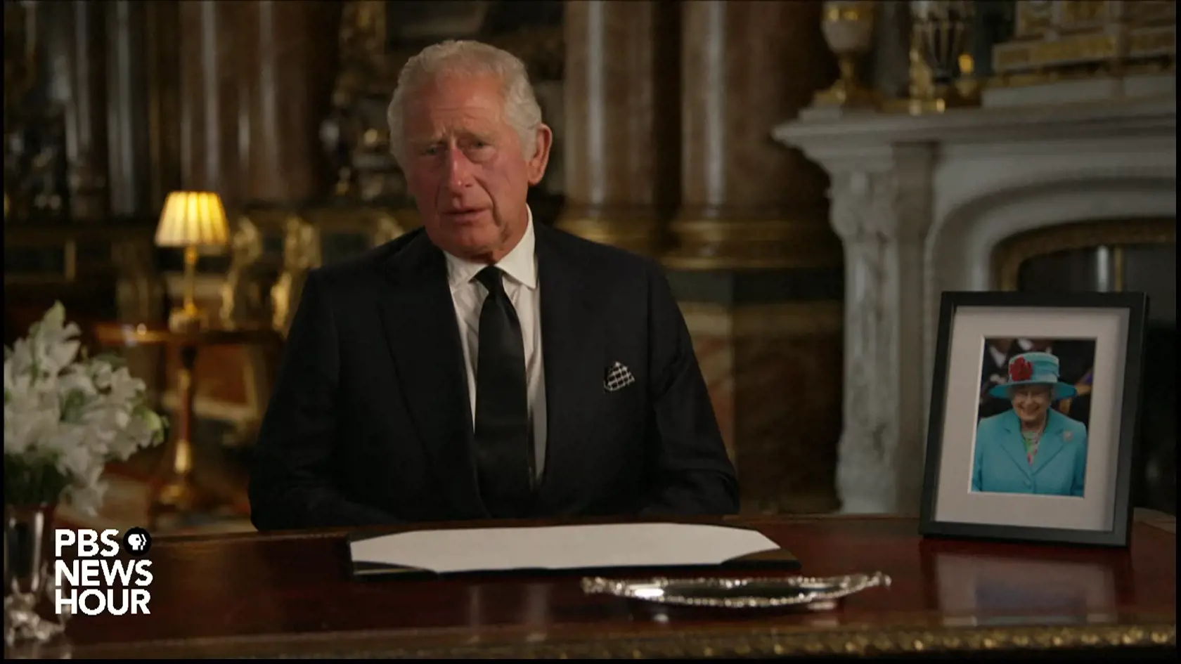 Kráľ Karol III. sa prvýkrát prihovoril verejnosti ako nový monarcha