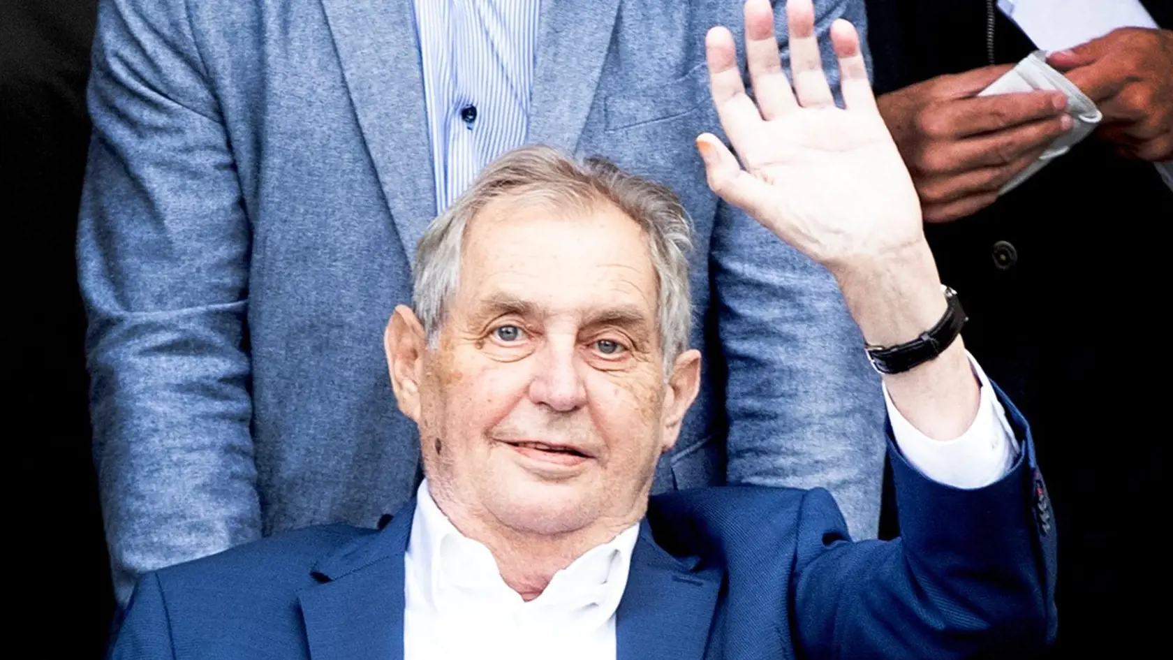Zeman a musel do nemocnice vrátiť, na vine bol jeho pozitívny test na koronavírus. (Ilustračné foto)