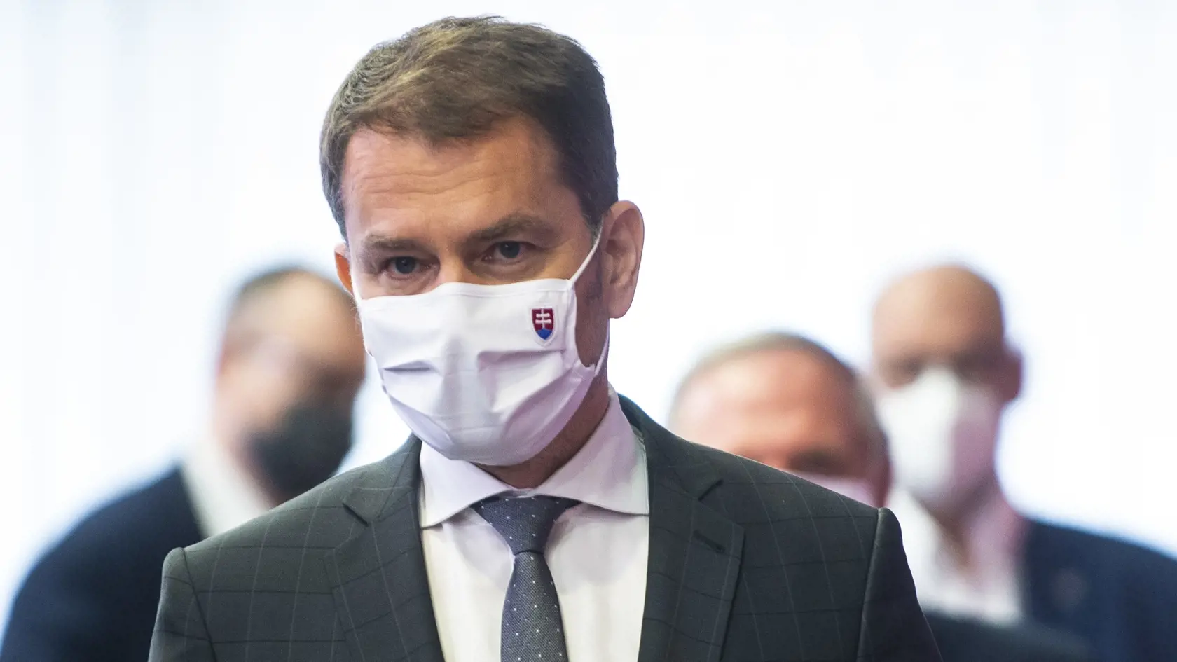 Na snímke predseda vlády SR Igor Matovič počas tlačovej konferencie po skončení rokovania s veľkými zamestnávateľmi 7. apríla 2020 v Bratislave. FOTO TASR - Jakub Kotian