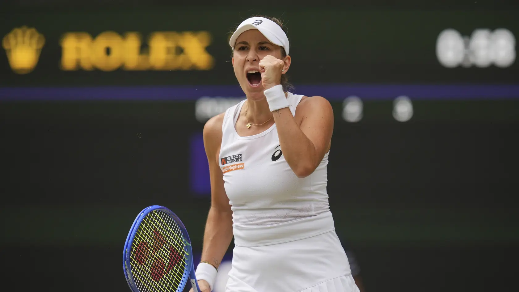 Belinda Benčičová si vybojovala postup do semifinále Wimbledonu 2025.