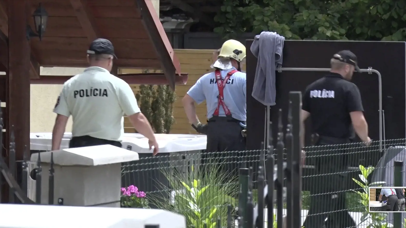 Nešťastie v osade Gápeľ vo Valaskej Belej (okres Prievidza) policajti hodiny dokumentovali.