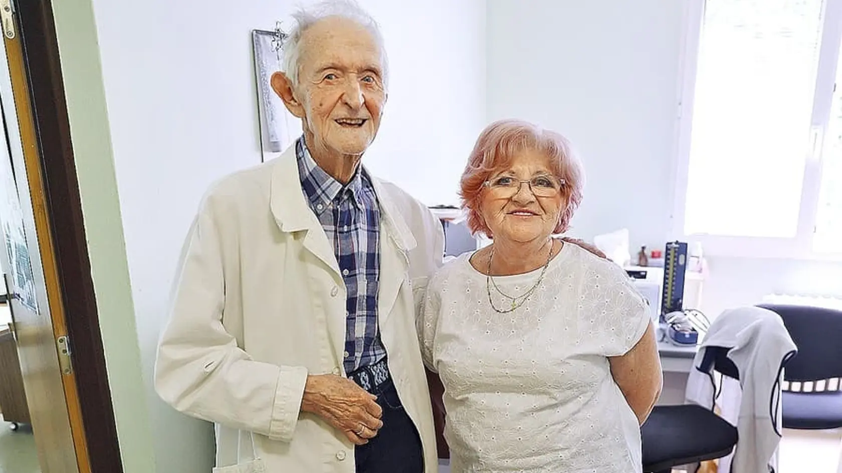 Doktor Mika prax aktuálne ukončil a išiel na zaslúžený odpočinok.  