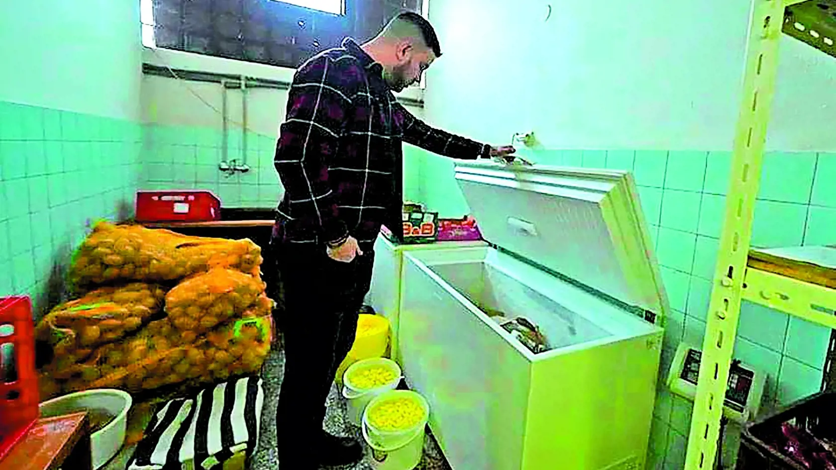 Martin Novák sa vrátil k 1. sérii Na nože. V reštaurácii Novohrad v Lučenci ho šokovalo, čo mali v mrazáku.