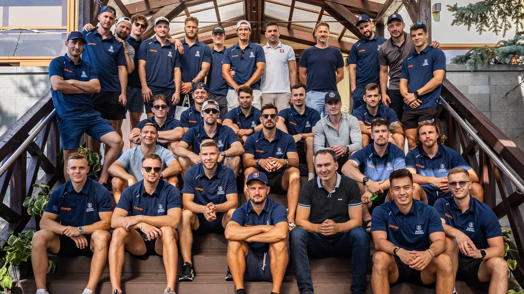 Slovenskí hokejisti odštartovali sezónu spoločným teambuildingom pod Tatrami pred olympiádou aj MS.