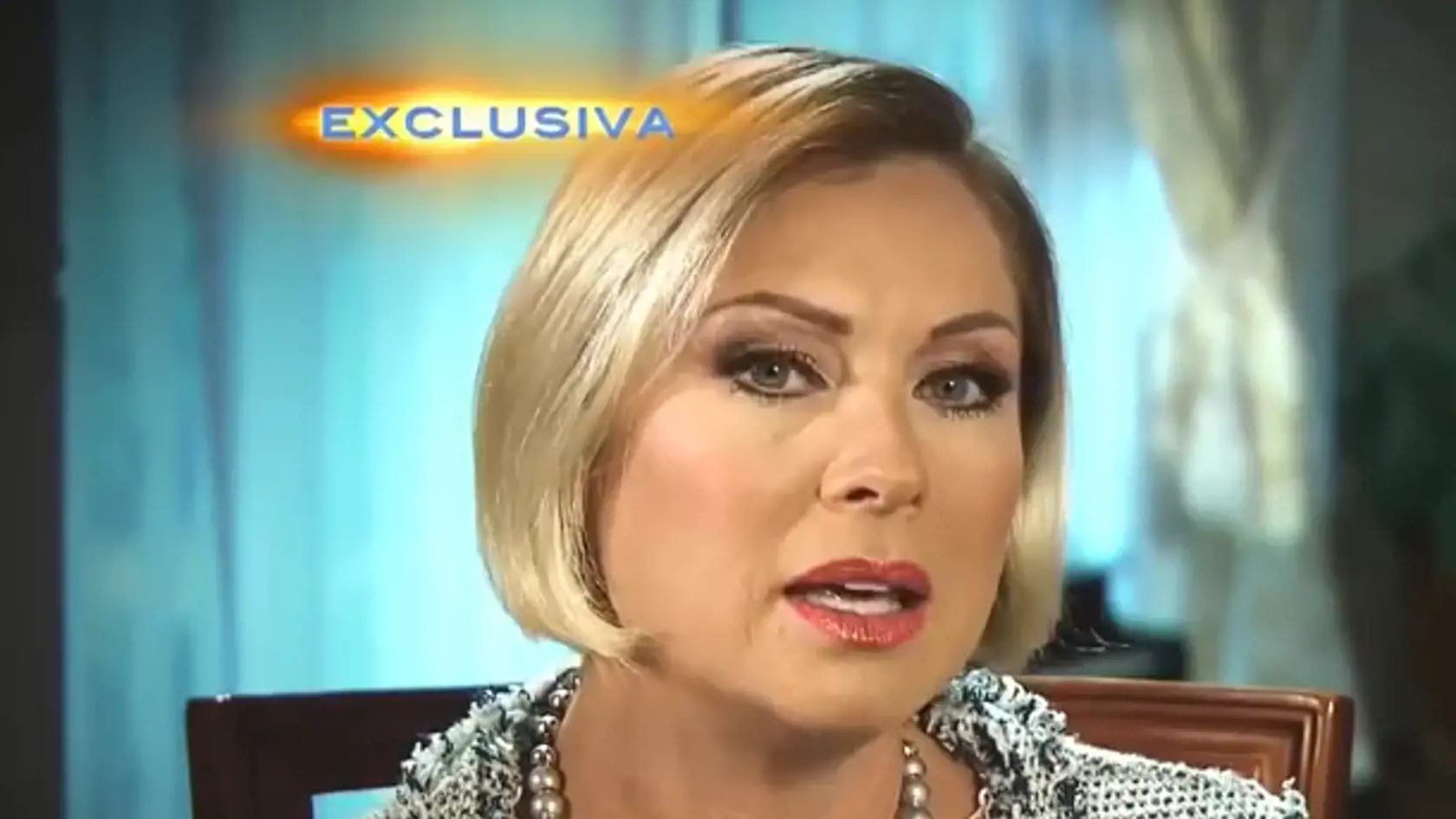 Leticia Calderón ako blond. Pristalo jej to aj tak.