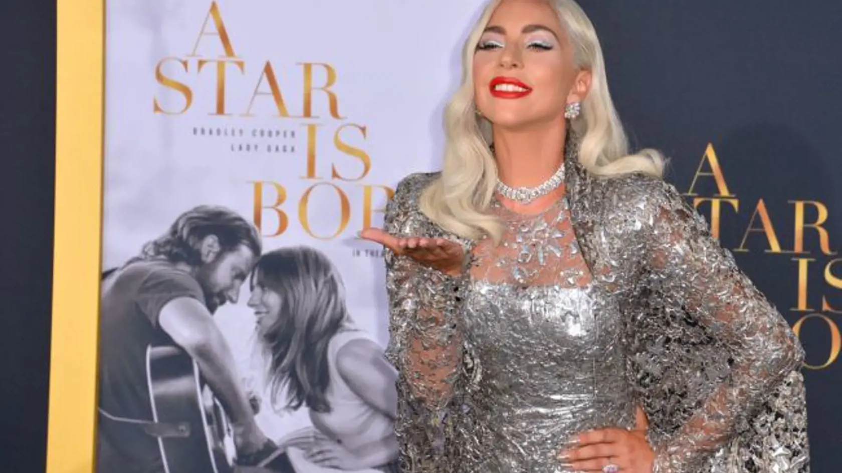 Čo si to porobila s tvárou? Lady Gaga začína mať poker face!