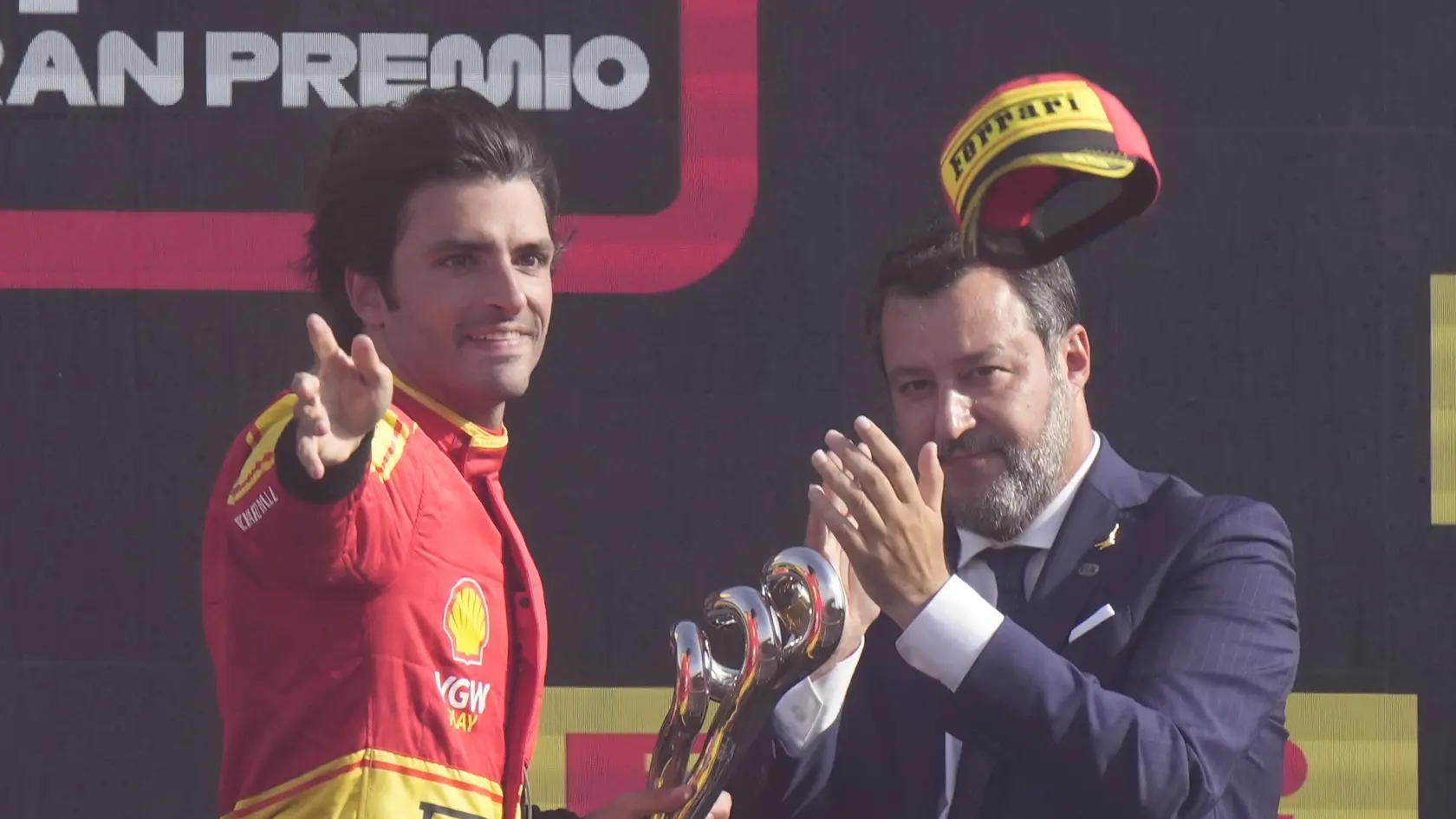 Španielskeho pretekára F1 Carlosa Sainza sa pokúsili okradnúť v nedeľu večer po Veľkej cene Talianska.