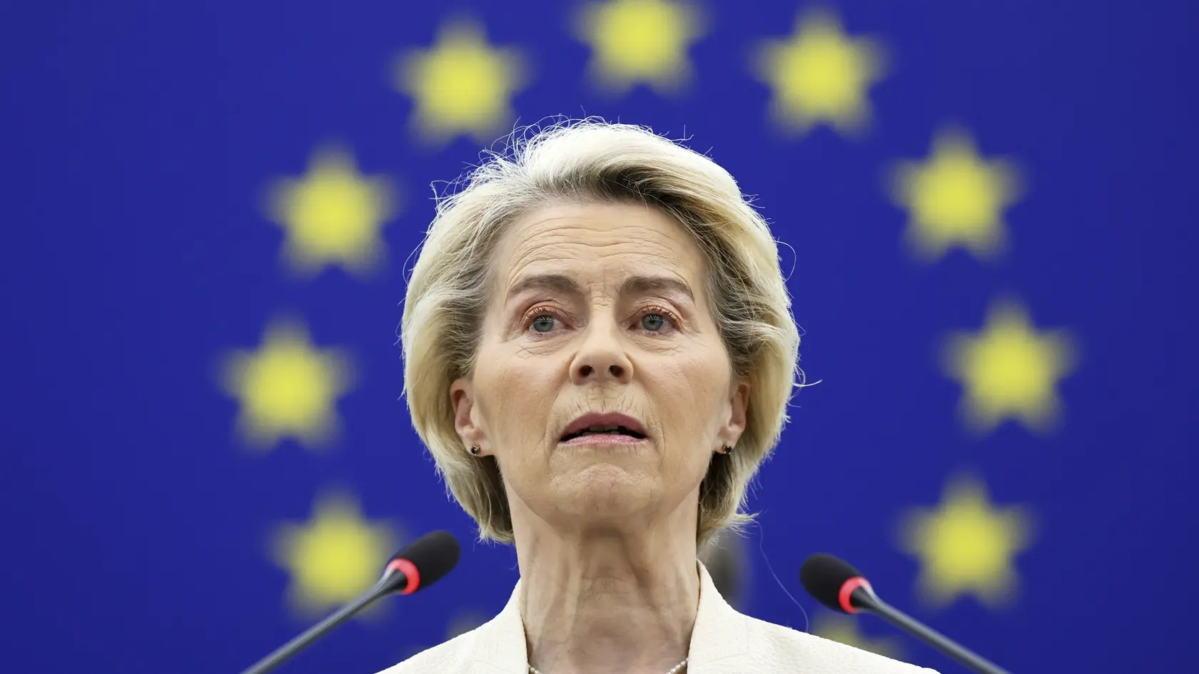 Šéfka Európskej komisie (EK) Ursula von der Leyenová má kvôli vakcínam problém.