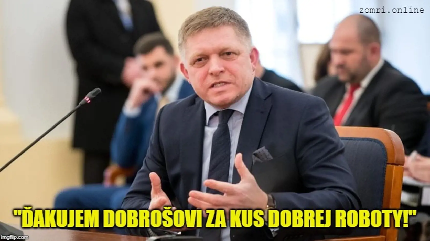 Robert Fico rád Ďakuje. Poďakoval aj Monike Jankovskej za dobrú robotu. Možno si podľa neho pochvalu zaslúži aj Trnka.