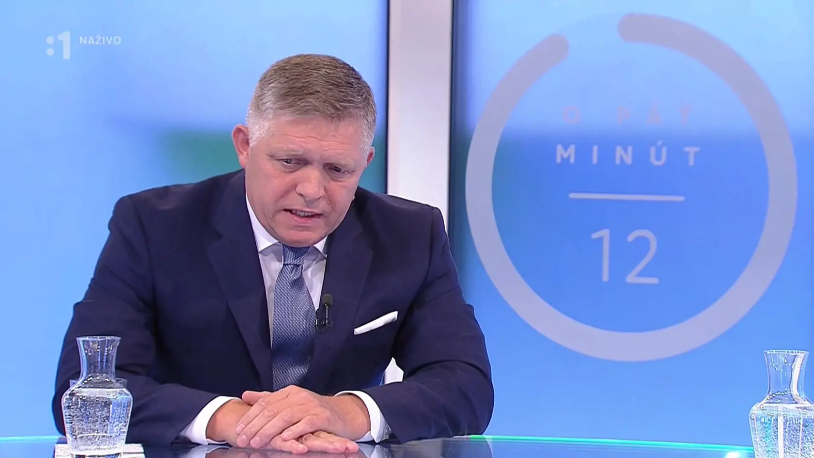 Fico sa pre médiá niekoľkokrát vyjadril, že jedinú vládnu alternatívu vidí v spolupráci Smeru a Hlasu.