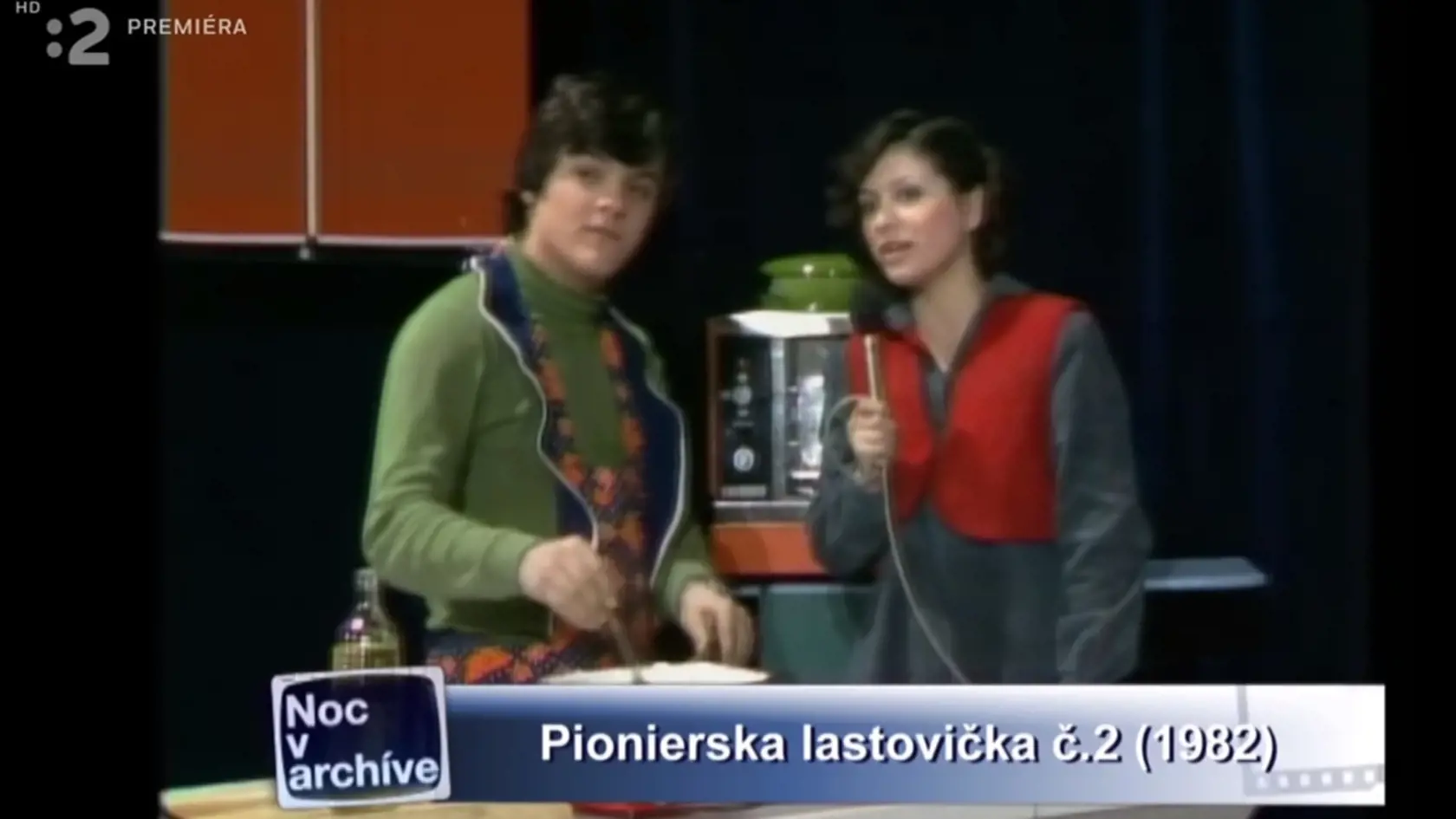 Do politiky sa snažil vstúpiť aj ďalší odsúdený v kauze zmenky Marian Kočner. Tomu to ale nevyšlo, politickú stranu napokon nezaložil a onedlho na to skončil v putách. Kočner bol televíznym obrazovkám známy už ako mladý chalan, keď varil praženicu v relácii Pionierska lastovička z roku 1982.