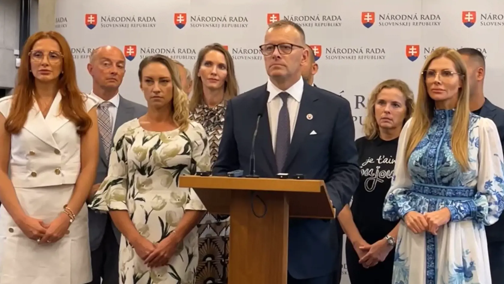 Ocitol sa tak na 150. mieste kandidátnej listiny strany Sme rodina.
