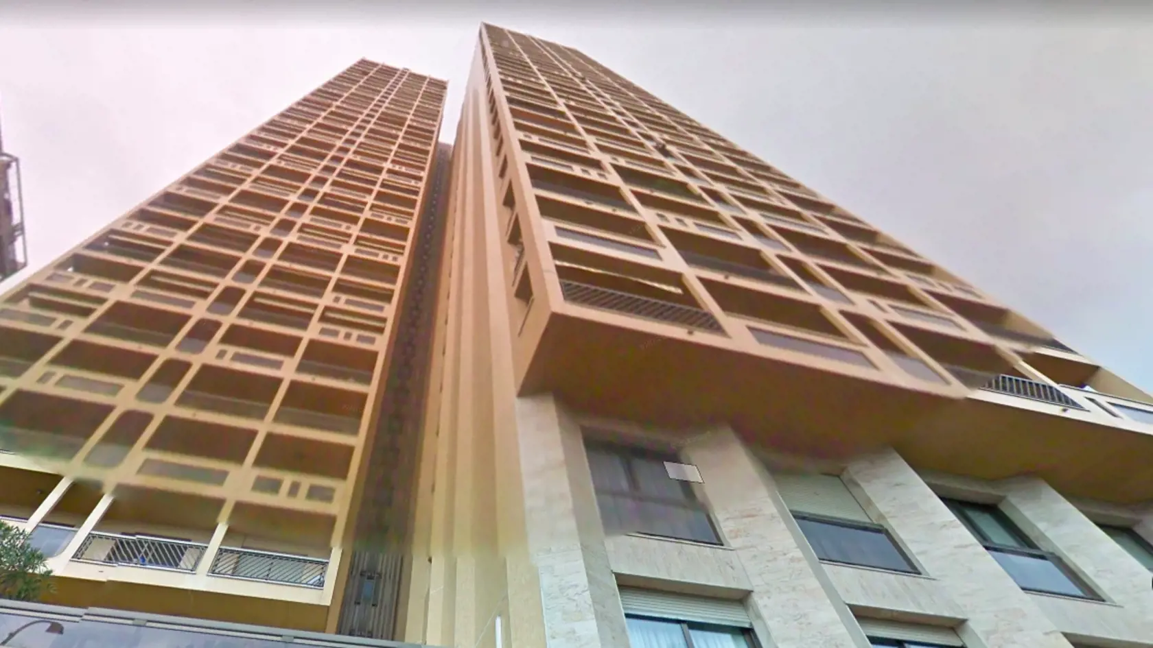 Pokochajte sa, toto je nové luxusné bývanie Petra Sagana v Monaku. Náš jazdec má jeden z apartmánov v tejto výškovej budove.