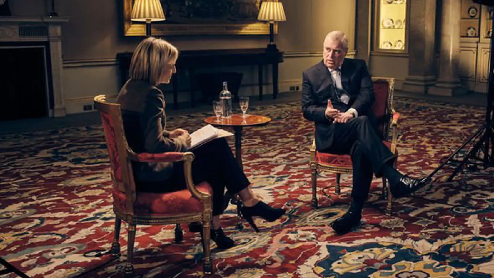 Princ Andrew v rozhovore pre anglickú televíziu BBC.