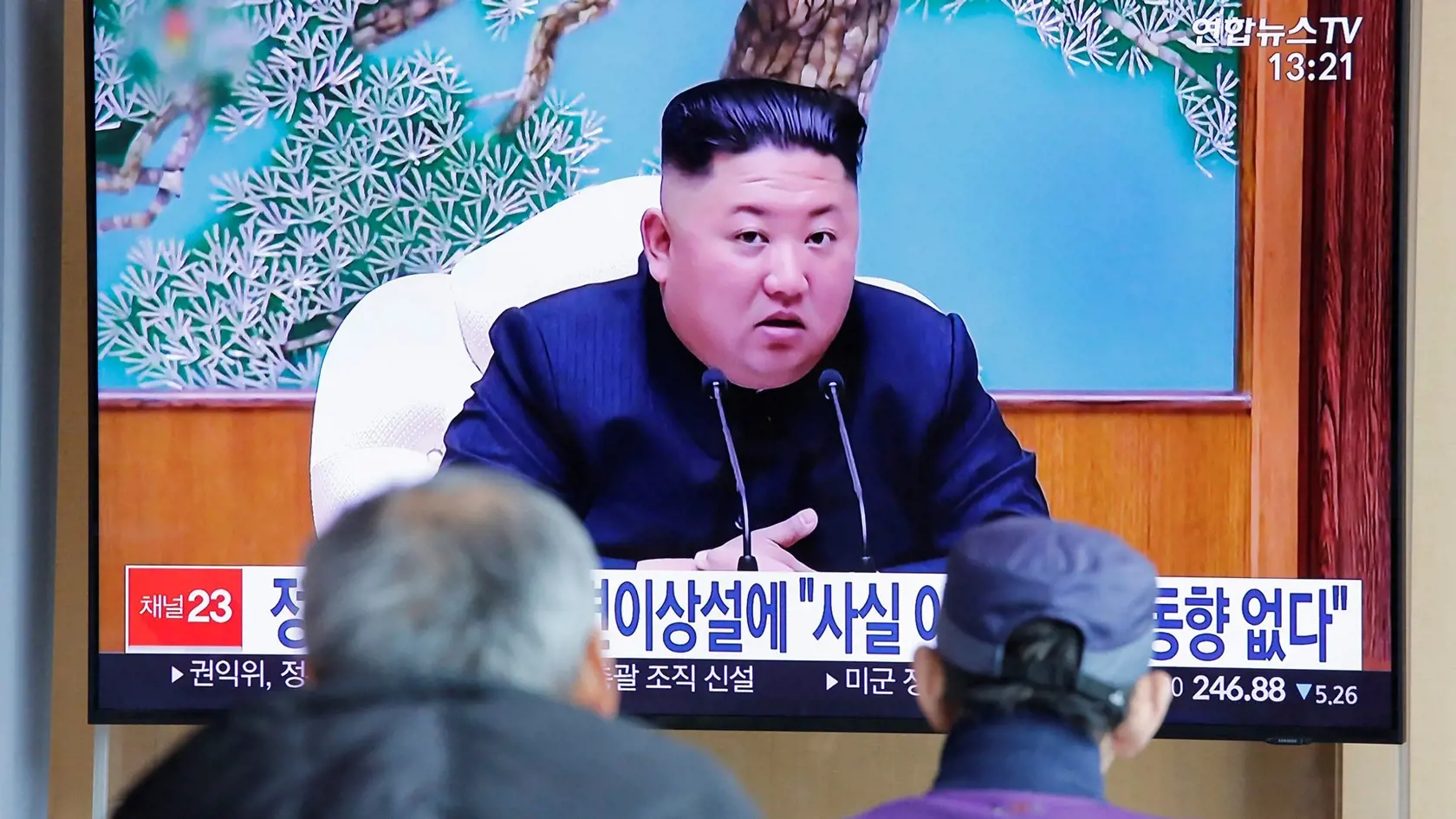 Špekuluje sa o smrti severokórejského diktátora Kim Čong-una. Prezident USA Donald Trump, ktorý s Kimom našiel spoločnú reč, to odmieta.