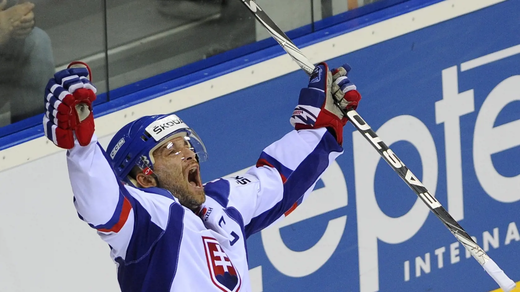 hokejista Pavol Demitra g?l oslava
