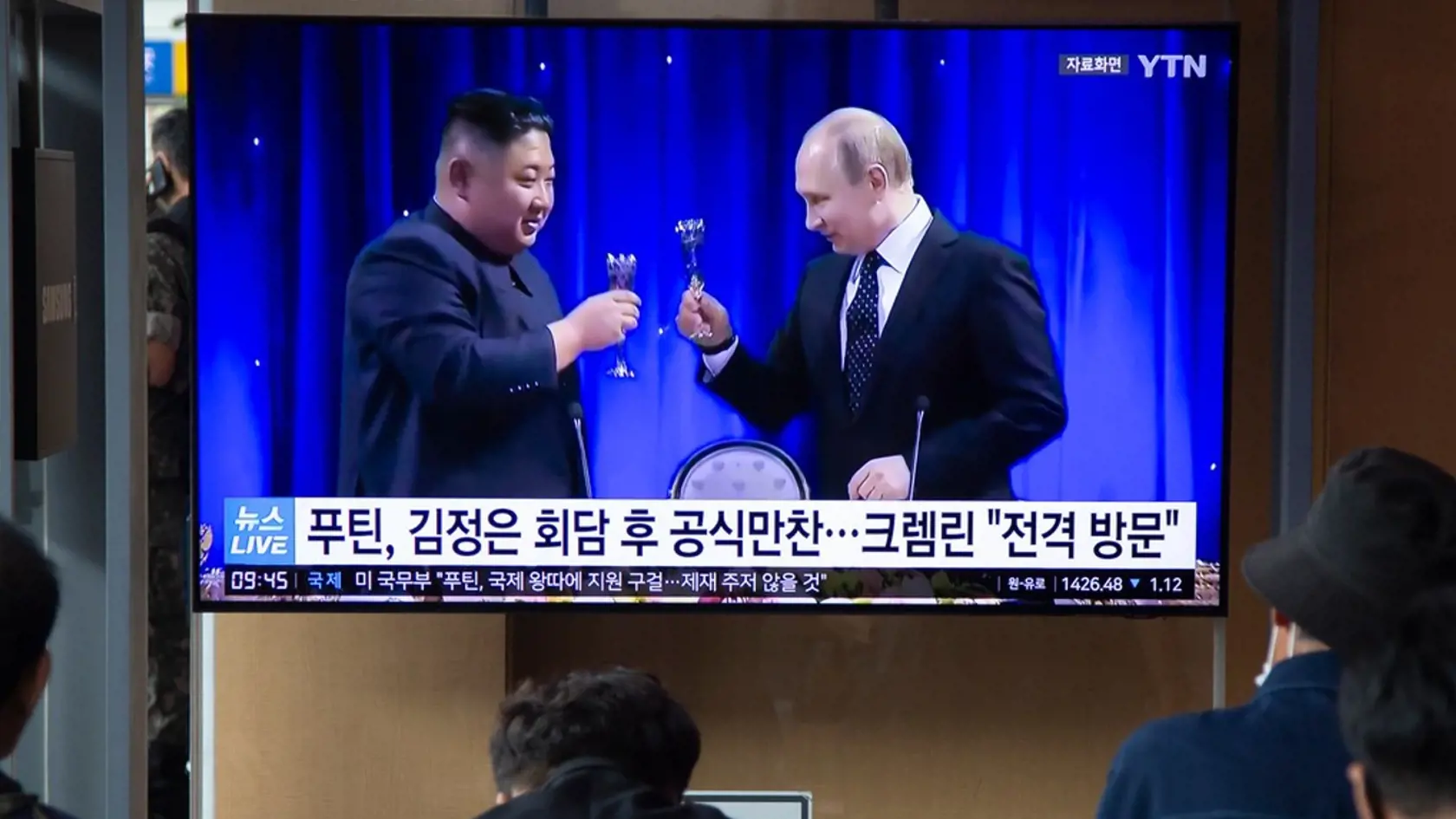 S Putinom sa údajne majú rozprávať o zbraniach, Rusko chce od KĽDR zbrane do vojny na Ukrajine.