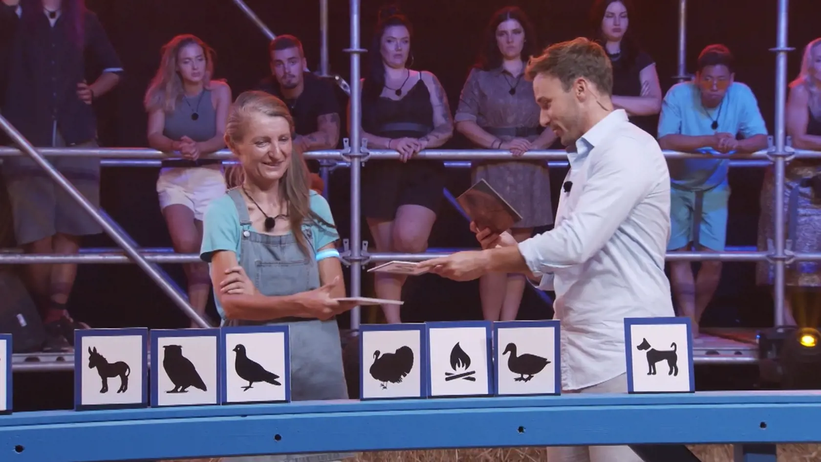 Evu na Farme neustále ponižovali a urážali, ona sa však hecla a dokonca vyhrala aj duel.