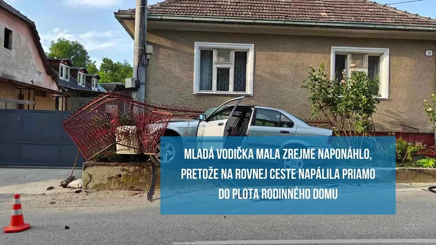 Poriadne akčný zásah majú za sebou hasiči v obci Hubina pri Piešťanoch. Mladá vodička osobného auta mala zrejme naponáhlo, pretože na rovnej ceste napálila priamo do plota rodinného domu a následne plynovej prípojky. Ochránili ju však všetci svätí.