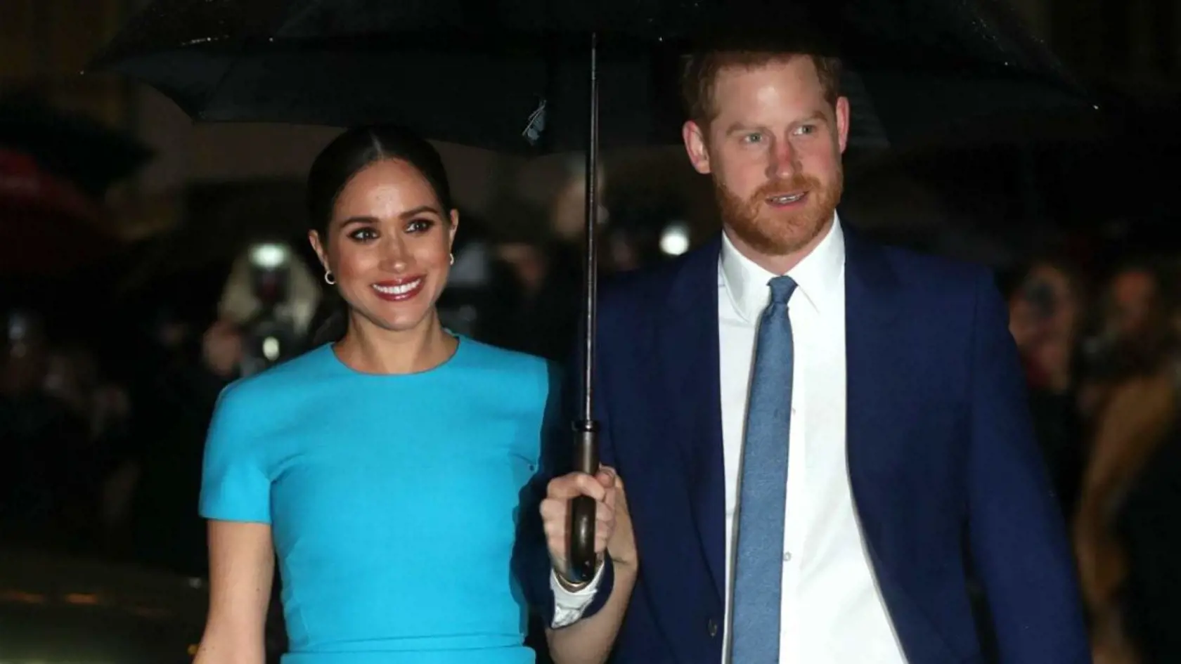 Princ Harry a jeho manželka Meghan sa stále usilujú pomáhať ľuďom.