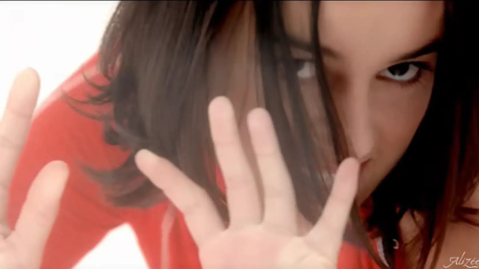 Alizée v klipe J'en ai marre!
