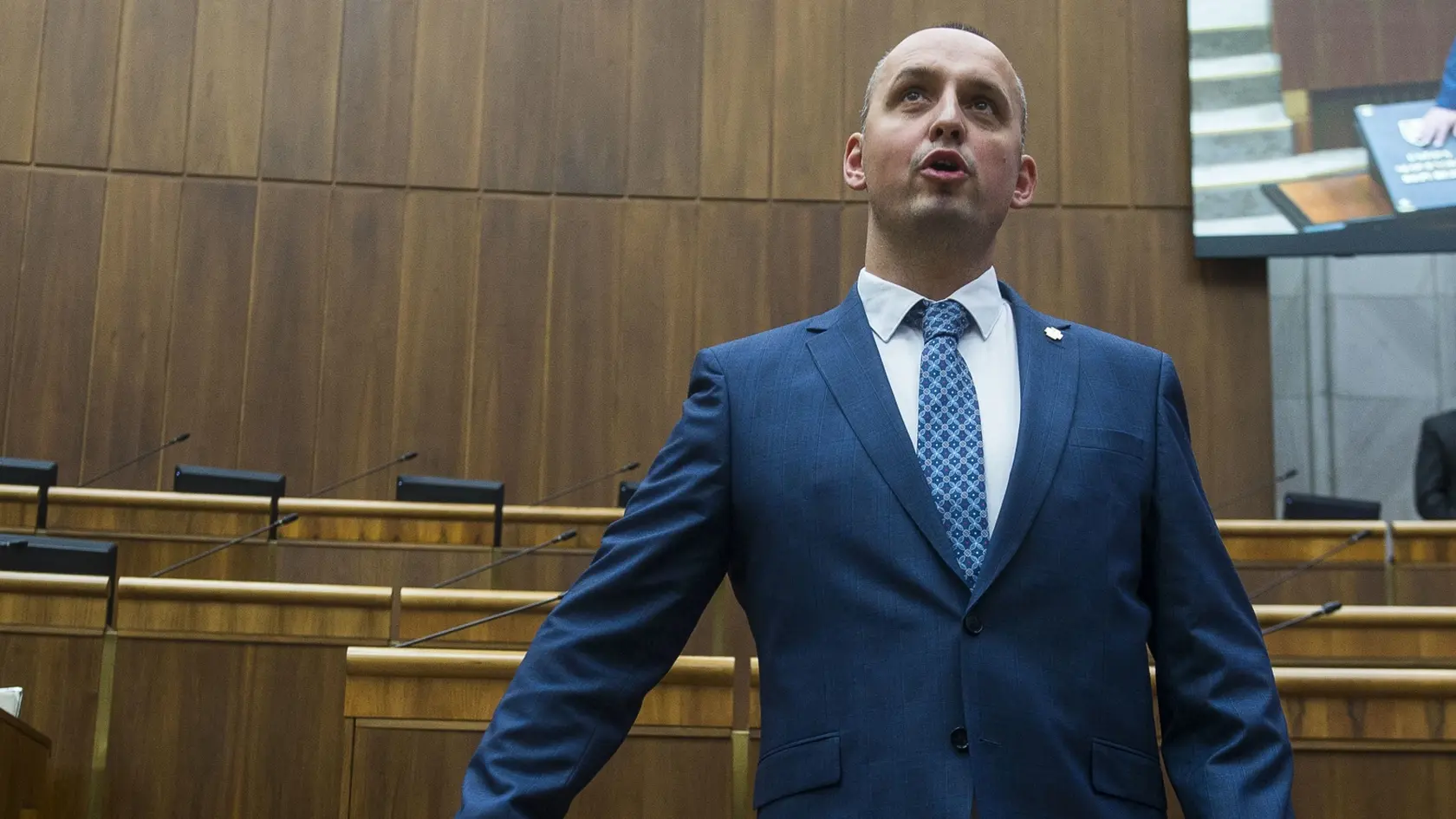 Na snímke František Majerský (KDH) skladá poslanecký sľub počas ustanovujúcej schôdze Národnej rady Slovenskej republiky (NR SR) IX. volebného obdobia 25. októbra 2023 v Bratislave. FOTO TASR - Jakub Kotian