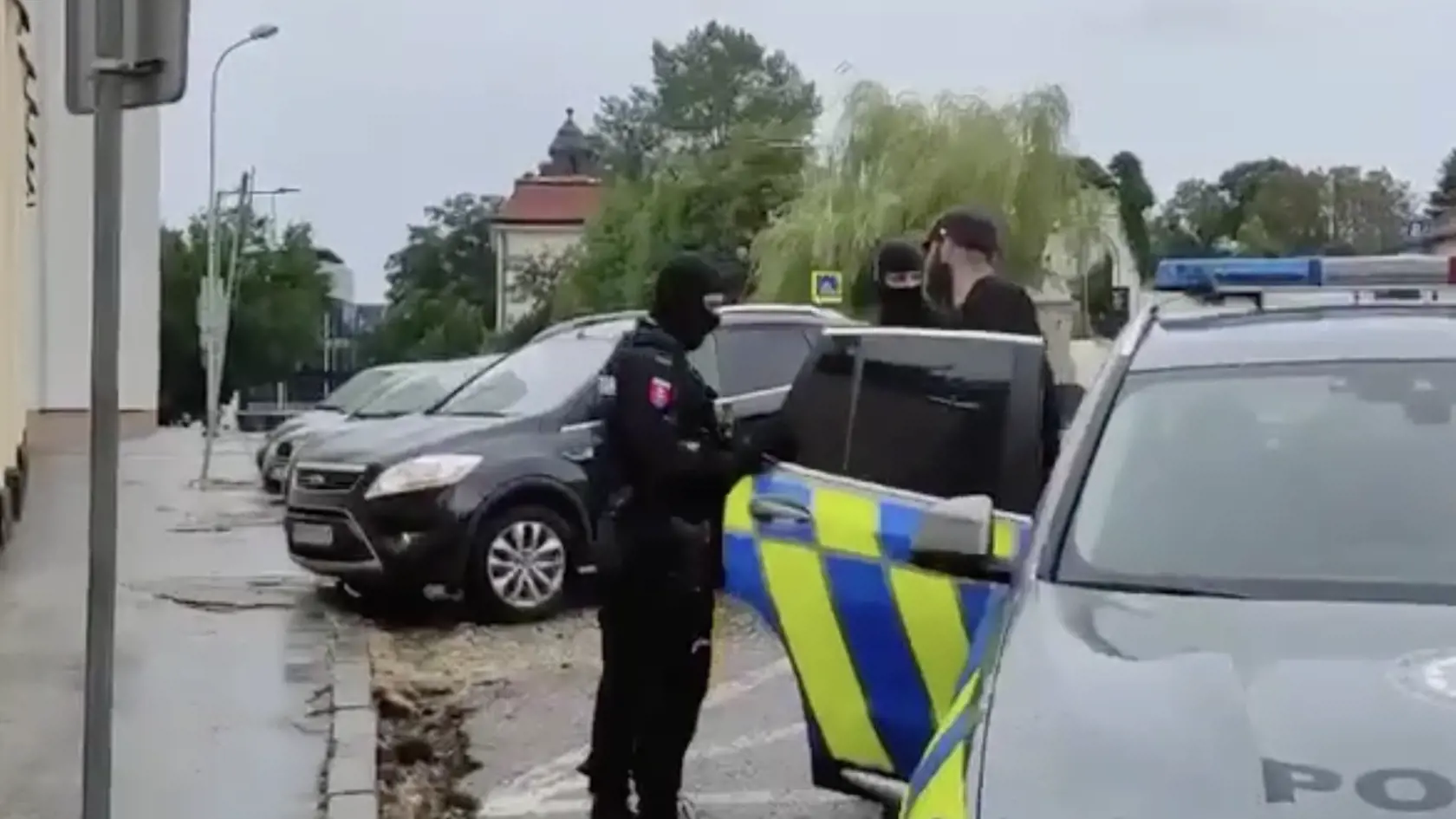 Na súd ho priviedli v nedeľu (24.9.) popoludní.