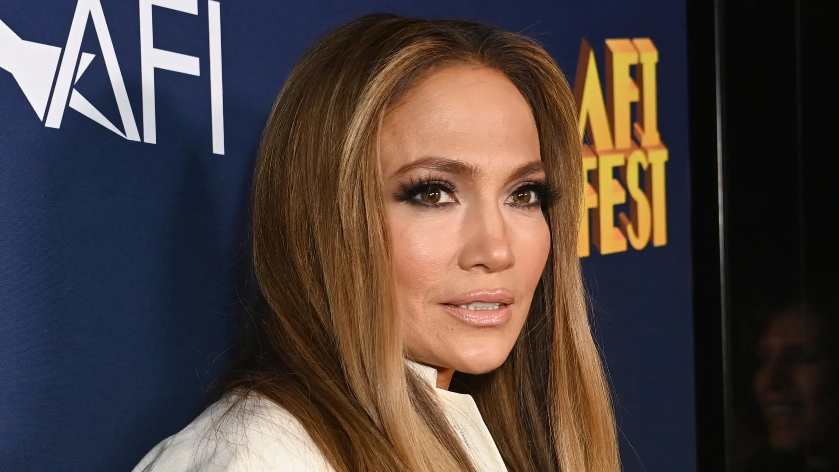 Jennifer Lopez (55)