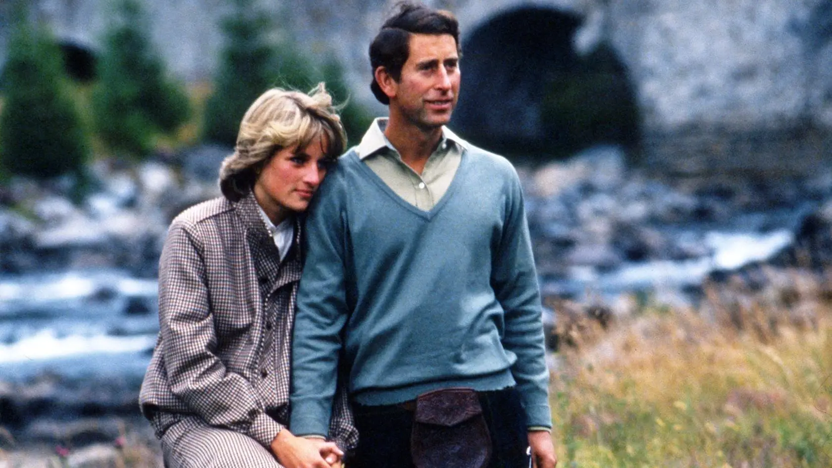 Princezná Diana a princ Charles počas medových týždňov v Škótsku. Ich manželstvo však bolo odsúdené na zánik.
