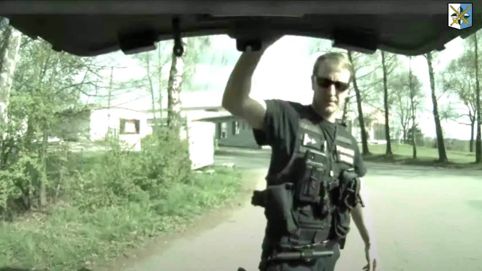 Policajti neváhali ani sekundu.