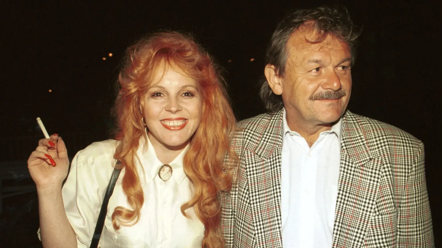 Karel Šíp na fotke z toku 1993 s exmanželkou a speváčkou Marcelou Holanovou. 
