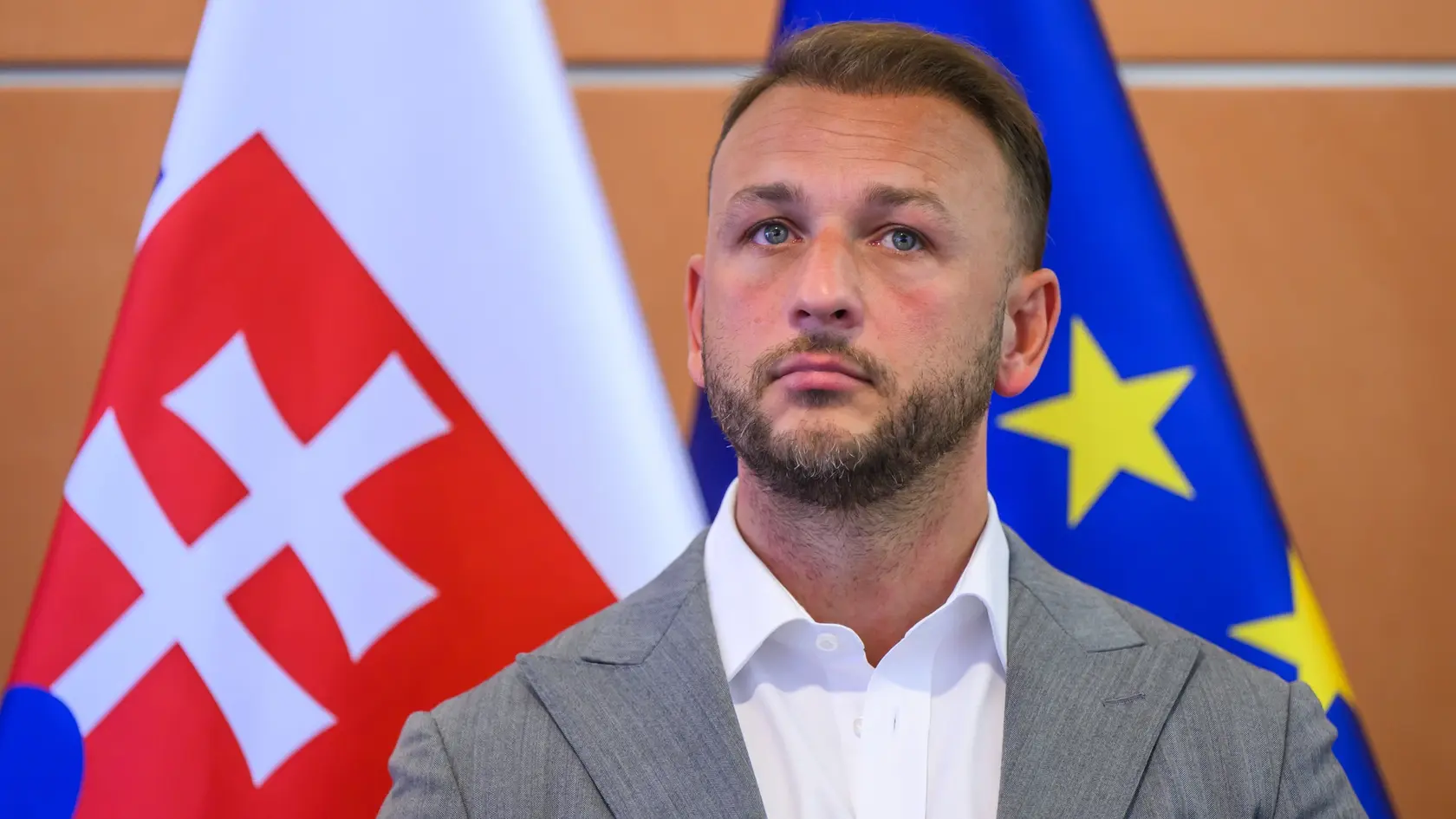 Na snímke minister vnútra SR Matúš Šutaj Eštok (HLAS-SD) počas tlačovej konferencie na tému Drogám hovoríme nekompromisné nie. V Bratislave 12. mája 2025. FOTO TASR - Jaroslav Novák