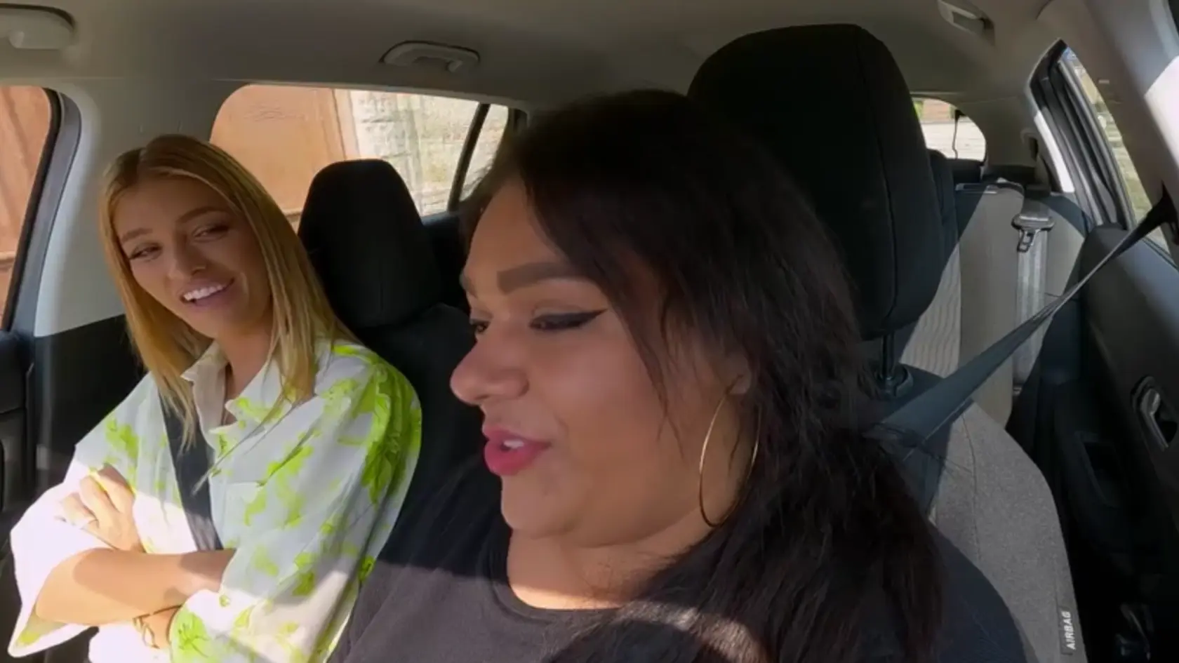 Šou Vezmeš si ma?: Na snímke nevesta Nikoleta (32) s moderátorkou Jasminou Alagič.